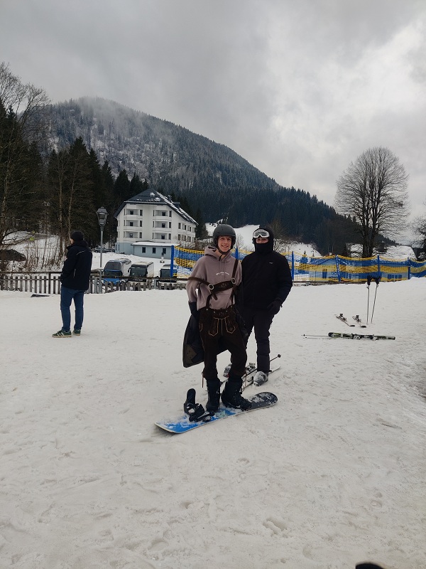 Schüler auf dem Snowboard - 13. Schitag in Lackenhof, 29.01.2026