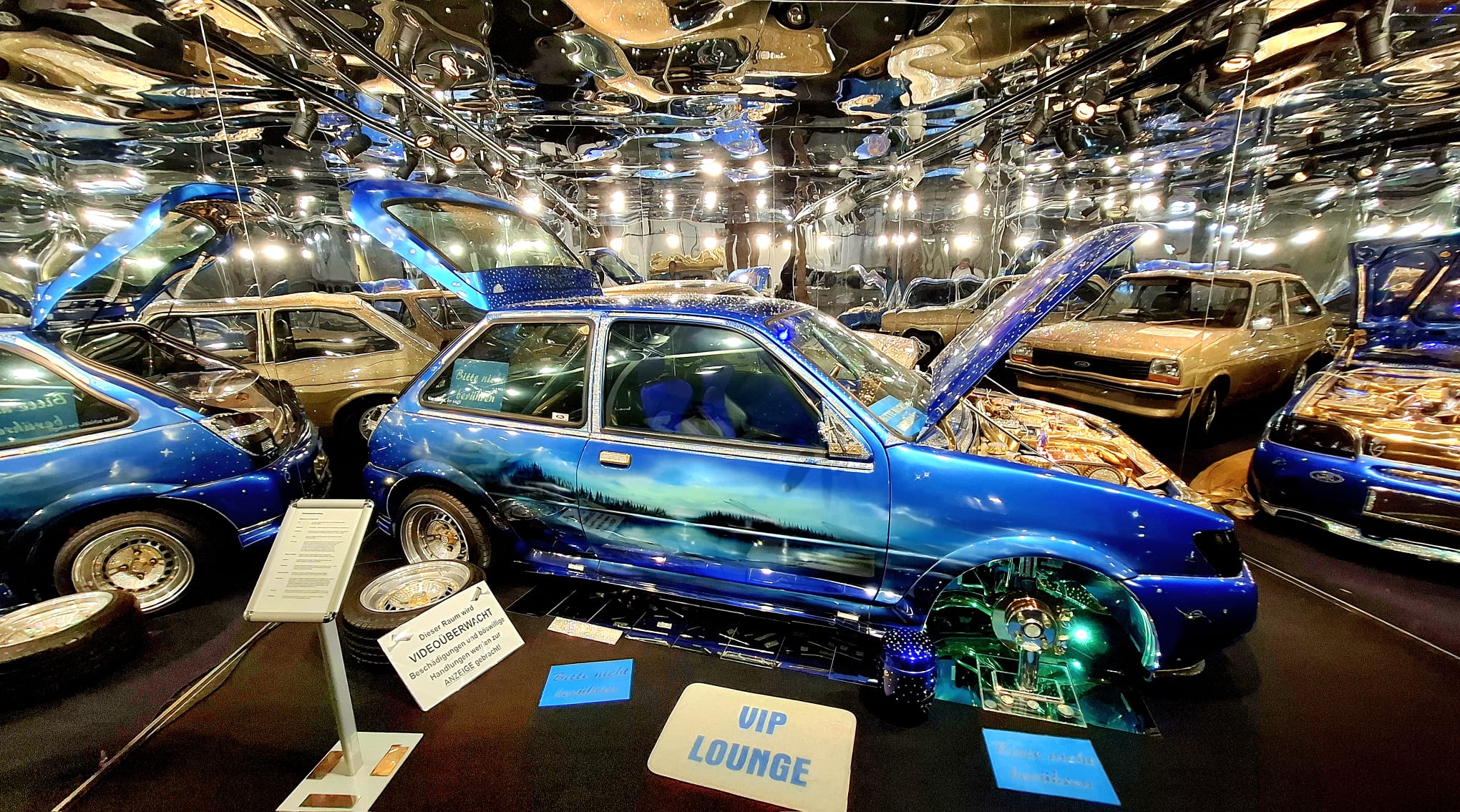Oldtimer-Museum in Heldenberg