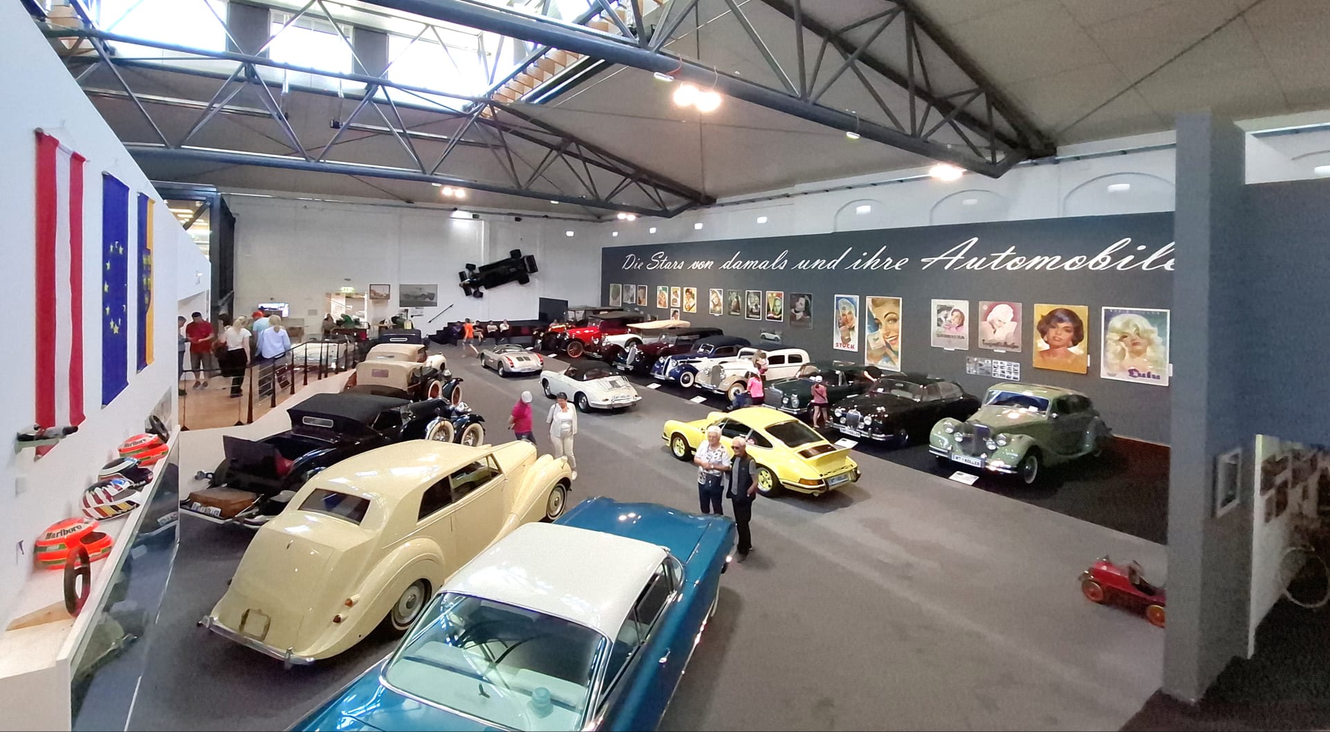 Oldtimer-Museum in Heldenberg